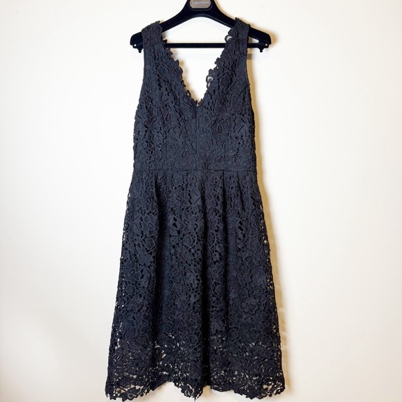 ASTR the Label V-Neck Lace Fit & Flare Dress Black L - Picture 3 of 16